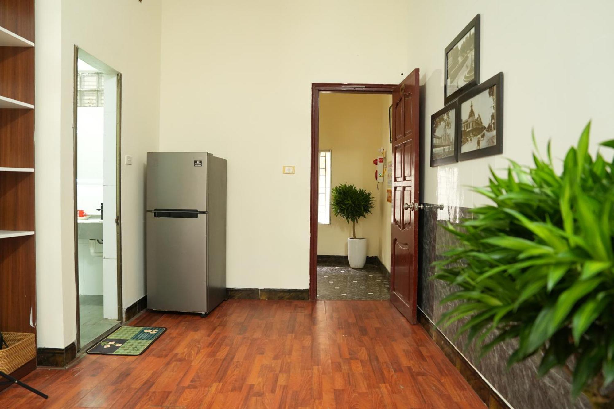 Hanoi Crocus Homestay Exterior photo